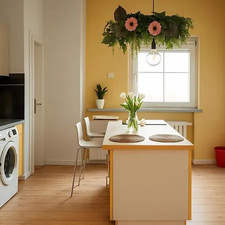Homestay Charmante In Der Stadt