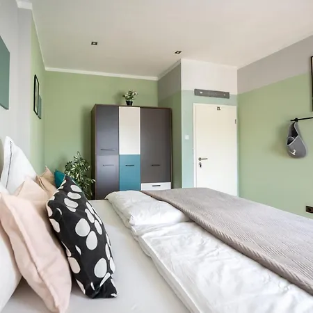 Charmante In Der Stadt Homestay *