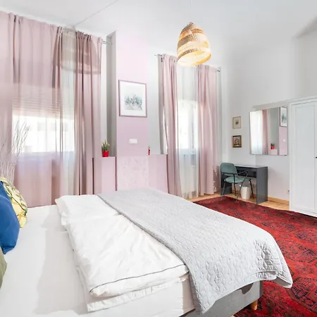 Charmante In Der Stadt Homestay szállás