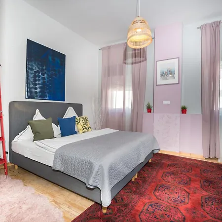 Homestay Charmante In Der Stadt *