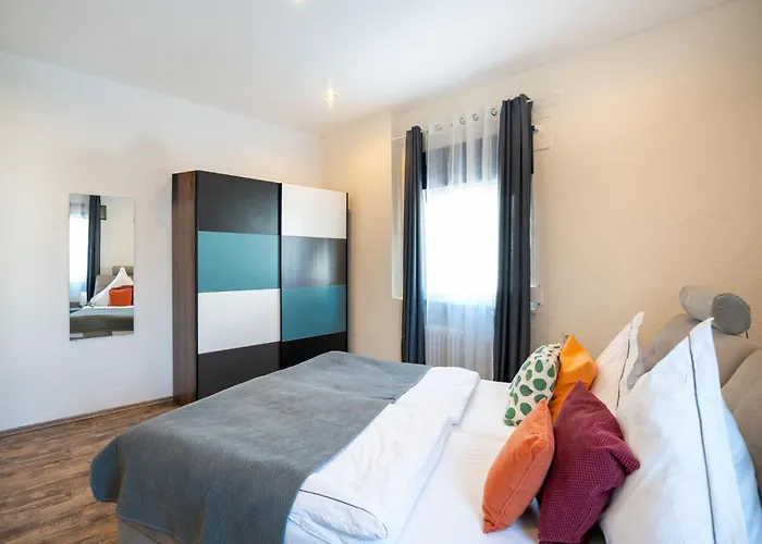 Проживание в семье Charmante In Der Stadt *